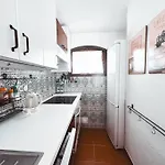 Апартаменты Charming Spanish Style Bungalow, Bbq,wf,terrace Mir09 Адехе