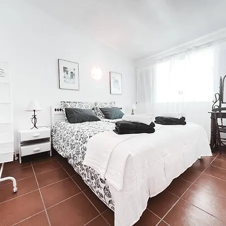 Charming Spanish Style Bungalow, Bbq,wf,terrace Mir09 Адехе