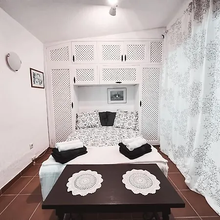 Charming Spanish Style Bungalow, Bbq,wf,terrace Mir09 Апартаменти *