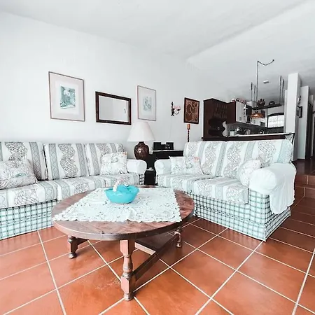 Апартаменти Charming Spanish Style Bungalow, Bbq,wf,terrace Mir09 Адехе