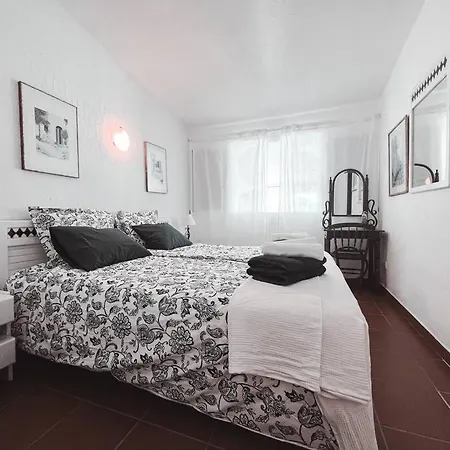 Charming Spanish Style Bungalow, Bbq,wf,terrace Mir09 أذيخي
